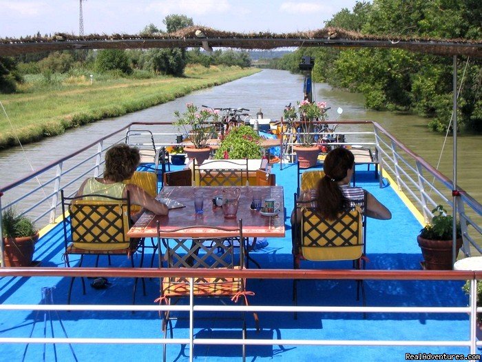 Luxury canal barge cruise in Provence | Image #3/8 | 
