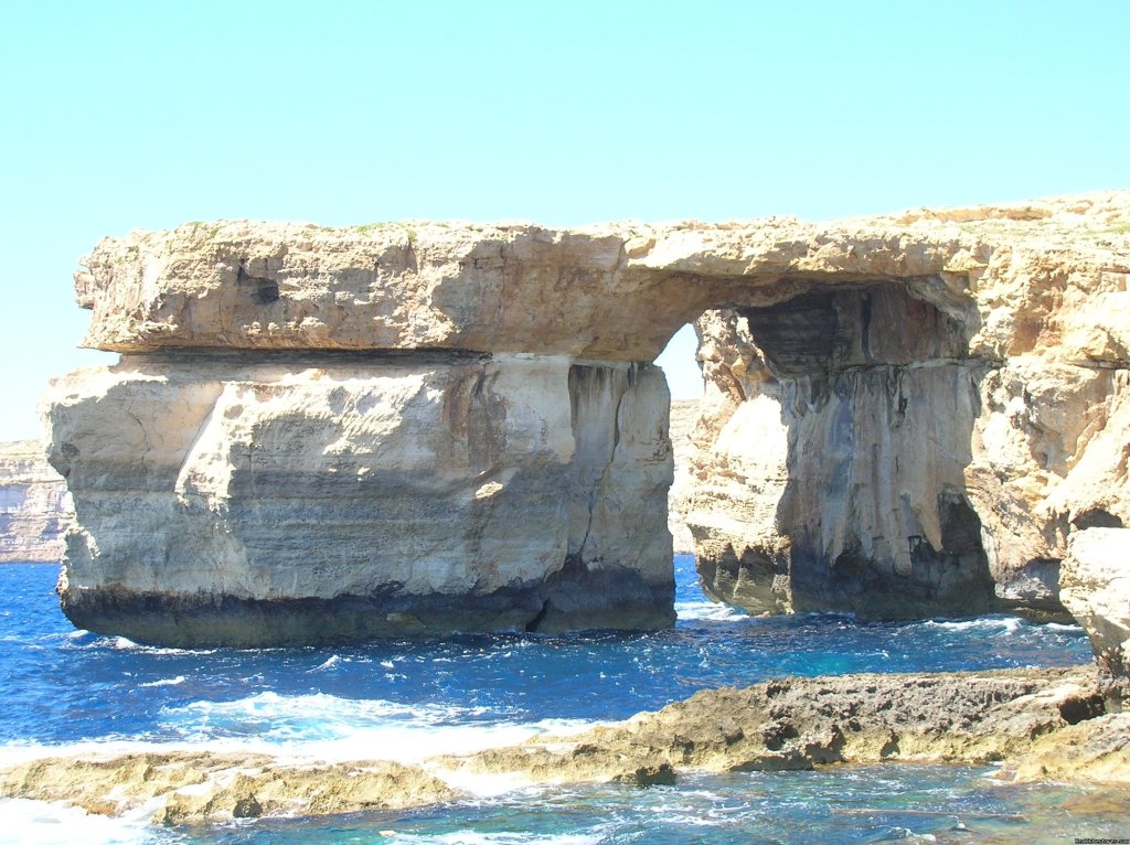 The Azure Window in Gozo | Home stay accommodation ideal for students | Image #4/4 | 
