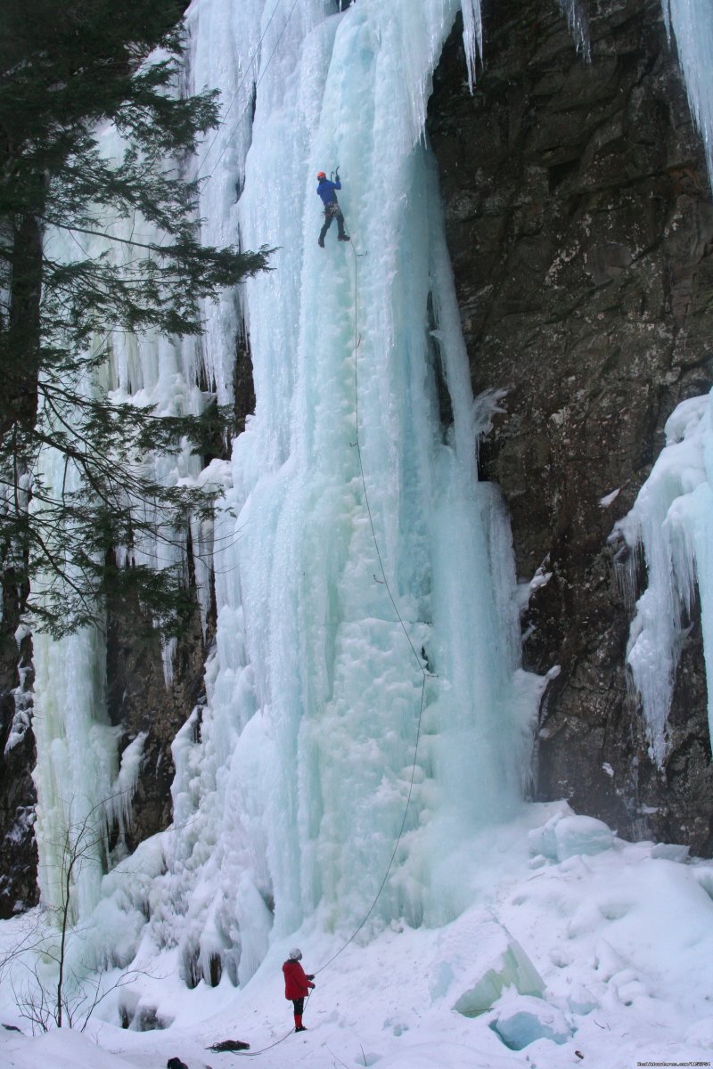 Bridgework WI5 Black Chasm, Catskills | Mountain Skills Climbing Guides- rock/ice climbing | Image #12/19 | 