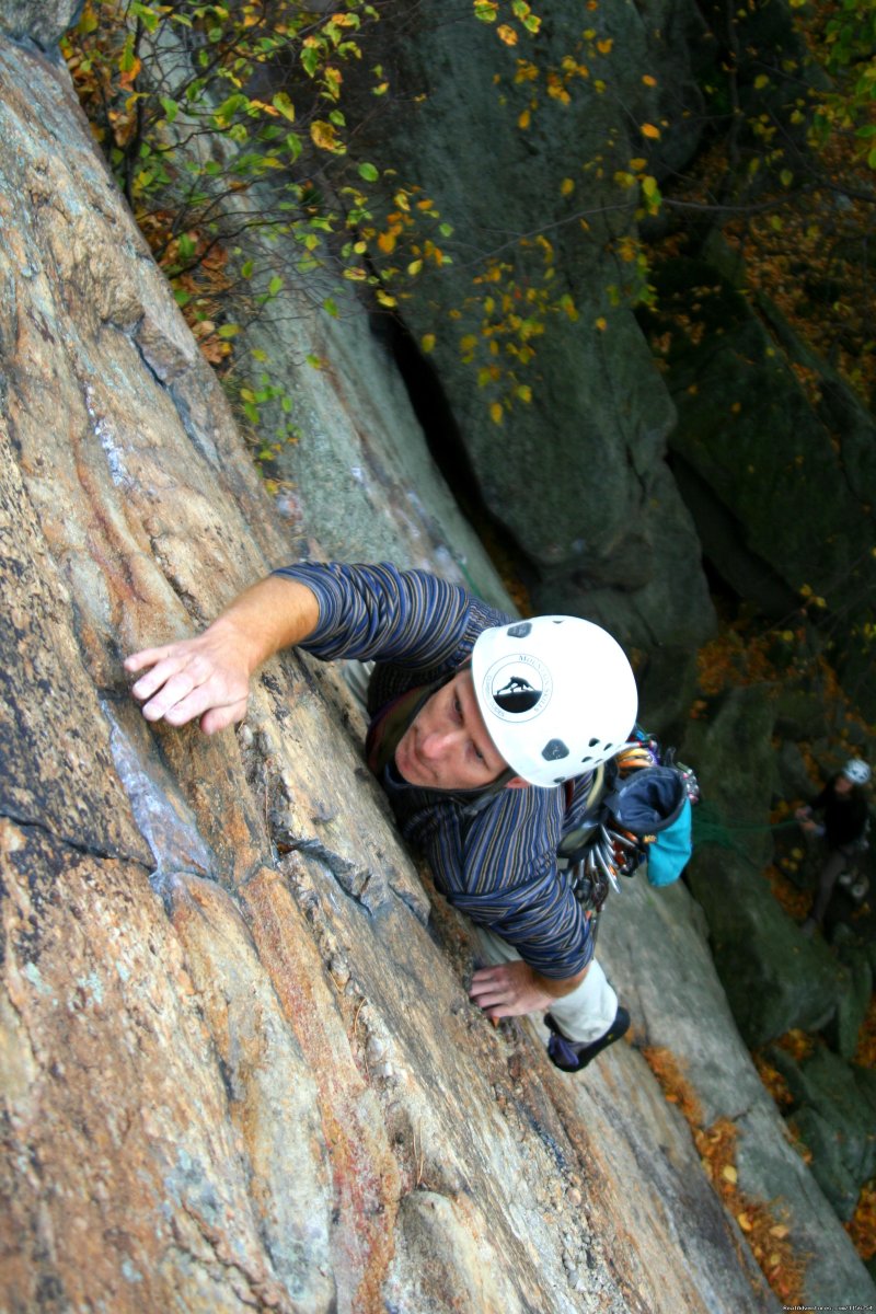 Rock climbing Classic 5.7 Gunks | Mountain Skills Climbing Guides- rock/ice climbing | Image #6/19 | 