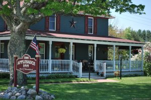 Applesauce Inn B&B | Bellaire, Michigan Bed & Breakfasts | Michigan Bed & Breakfasts