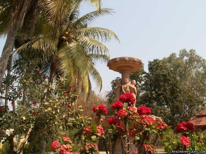 Garden | Queen Villa Ankgor | Image #2/6 | 