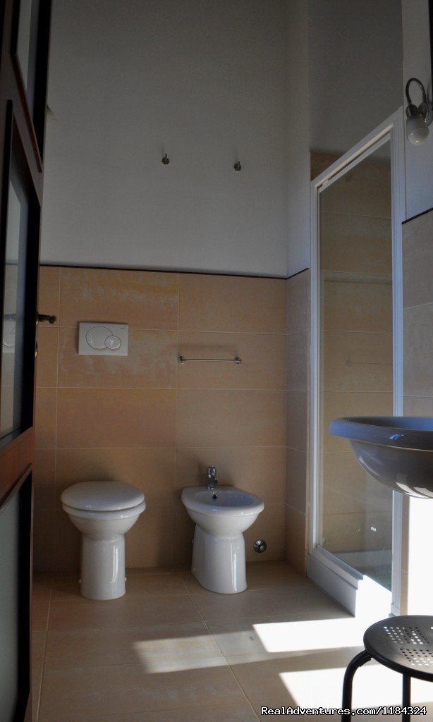 apartment's bathroom | La Frescura agriturismo, to find Sicily | Image #4/12 | 