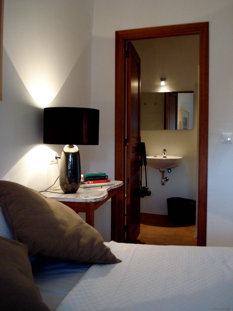 The Plata Room | B and B in in the heart of Xativa, Valencia | Image #3/9 | 