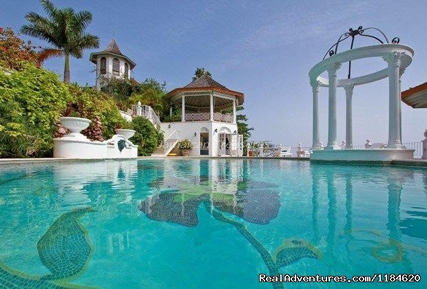 Jamaica villa Pool | A Taste of Jamaica 7 Day Cooking Vacation | Montego Bay, Jamaica | Cooking Classes & Wine Tasting | Image #1/6 | 