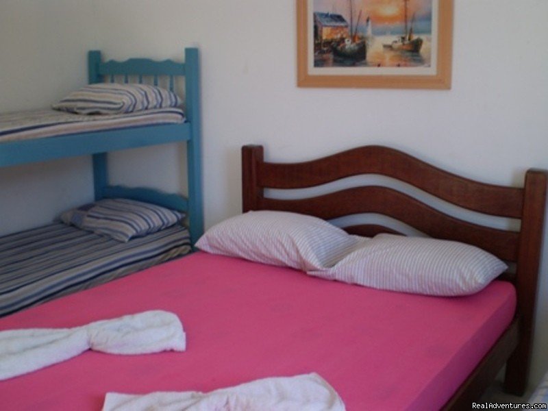 Familiar room | Hostel Planeta Itapui  | Image #2/4 | 