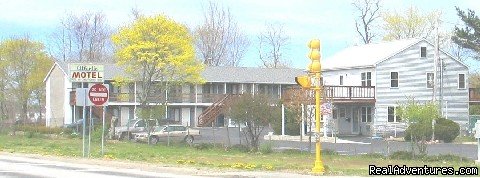 AAA Approved Motel Near Onset, Buzzards Bay | Sandwich, Massachusetts  | Bed & Breakfasts | Image #1/2 | 