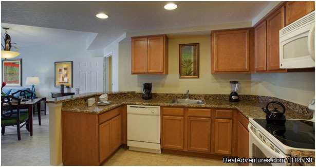 Suite Full Kitchen | Disney World and Universal Studios Promotion | Image #5/13 | 