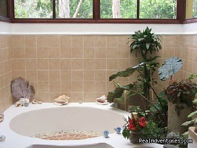 Bathroom and garden | Romantic Tropical Getaway,Casa Estrella de Bacalar | Image #9/18 | 