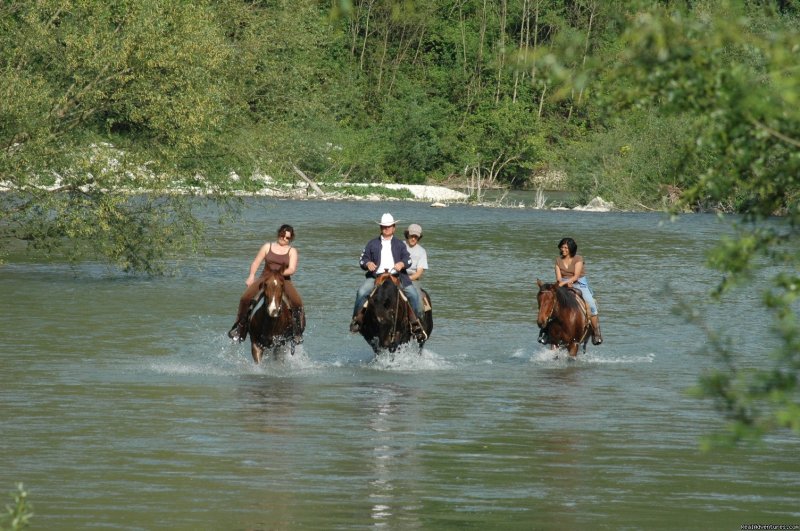Horseback riding along the Liri Riva in Abruzzo | Farmstay in Abruzzi National Park,  south of Rome | Frosinone, Italy | Bed & Breakfasts | Image #1/3 | 