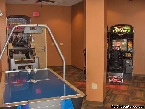 Game Room | Floridays Resort Orlando | Image #6/7 | 
