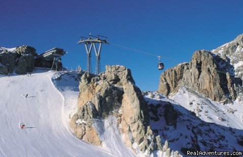 Fantastic ski breaks in charming Alpine chalet | Image #3/7 | 