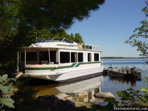 Rainy Lake Houseboats are all SkipperLiner boats | Rainy Lake Houseboats  premier houseboat rentals | Image #3/8 | 