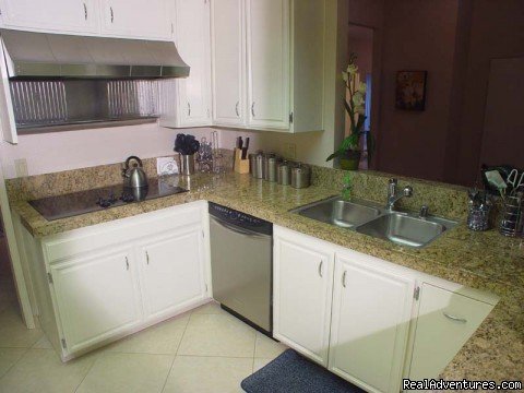 Kitchen | May Special $2,999/mo!!! Includes utilities!!! | Image #4/16 | 