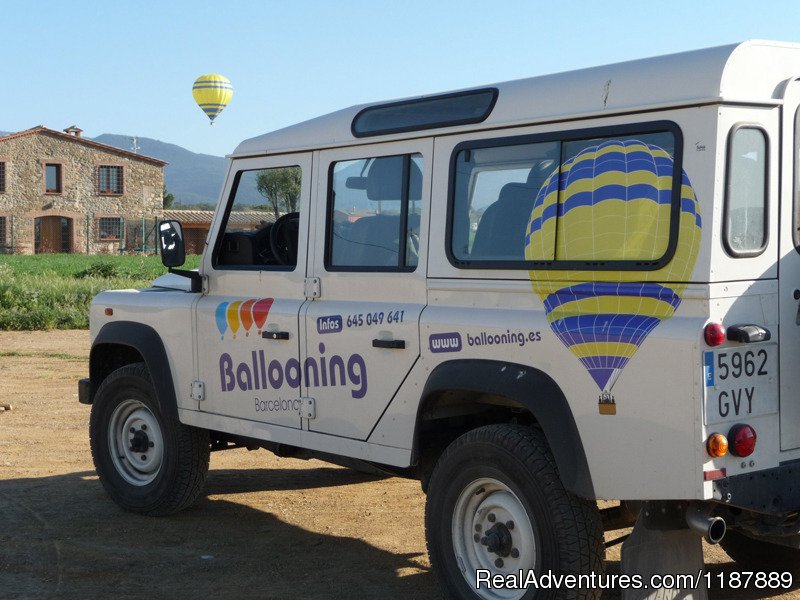 Chase crew truck | Hot air balloon flights from Barcelona, Spain | Image #13/21 | 
