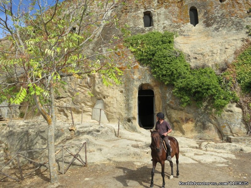 Riding to the pre-historic Gurfa caves | Sicily - Horse Riding and Activity Holidays | Image #15/18 | 