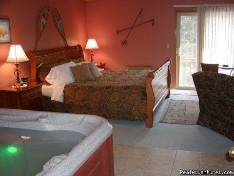 Hartwick Pines Room | Romantic Couples Resort | Image #3/4 | 