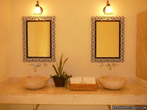 Bed & Breakfast Merida Santiago - marble sinks | Hotel Merida Santiago in Merida Downtown | Image #12/14 | 