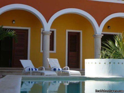 Bed & Breakfast Merida Santiago - the pool sunbeds | Hotel Merida Santiago in Merida Downtown | Image #14/14 | 