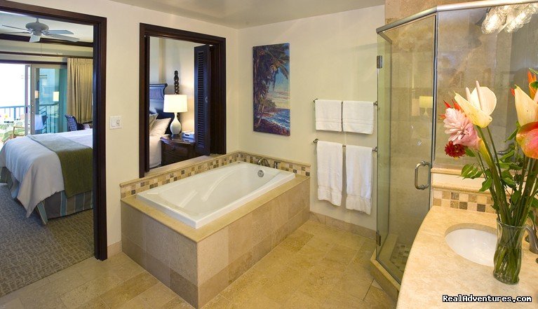 King Master Bathroom | Guests Rave about Us See Why Resort+Snorkel Gear | Image #7/21 | 