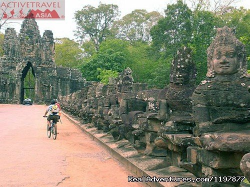 Cycling tours to explore Angkor Wat, Cambodia | Cycling to Coastal Cambodia 8 days | Image #4/10 | 