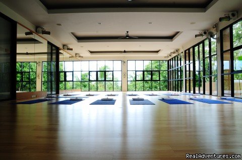 Yoga Studio | Pilates Reformer Bootcamp Holidays | Image #3/6 | 