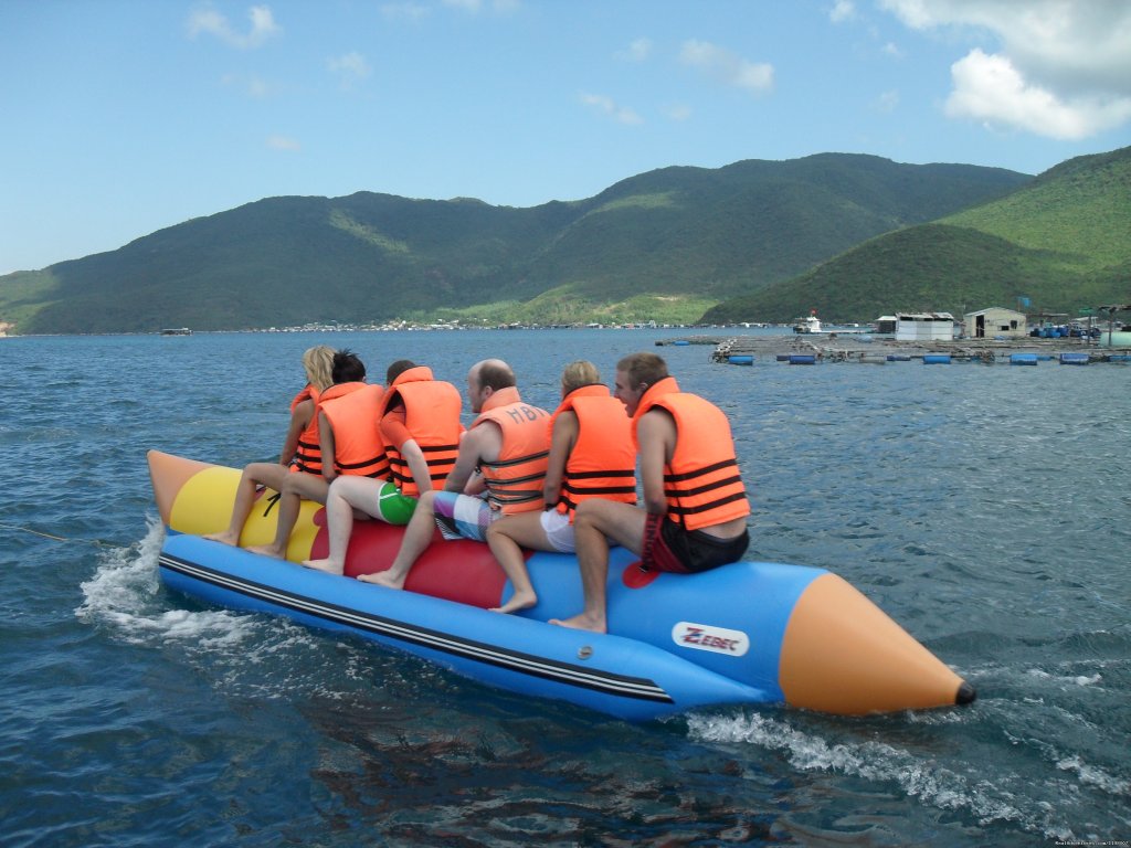 Banana Boat | VIETNAM TOUR- HANOI CITY- HA LONG BAY ,3days | Image #5/5 | 