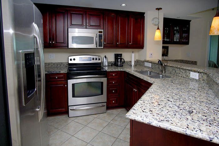 Kitchen | Mar Vista Grande 1515 Penthouse- Luxurious Condo | Image #17/23 | 