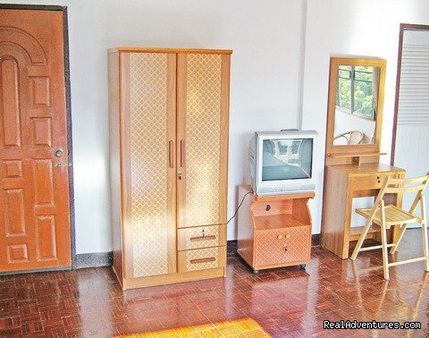 Comfort and convenient Rooms | Bed and Terrace Guesthouse Chiang Mai | Image #2/5 | 