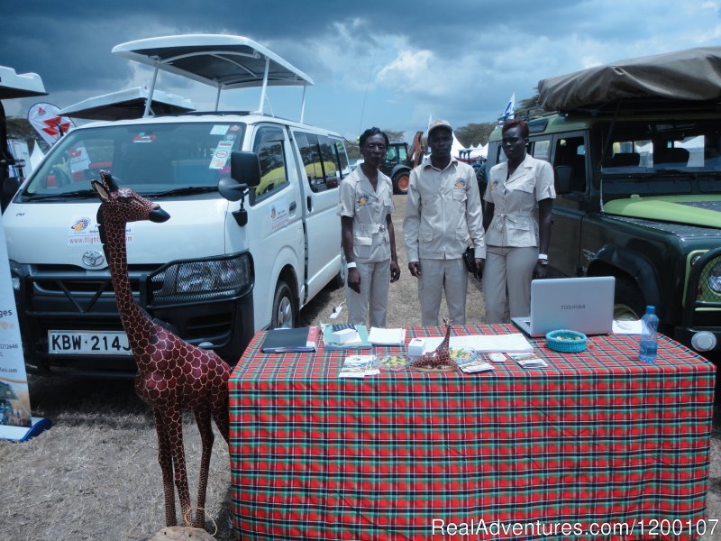 Our Team Of Qualified,proffessional & Knoledgeable Staff | Roof Tent Hire  Kenya,Camper Hire Kenia,4x4 Kenya, | Image #21/22 | 