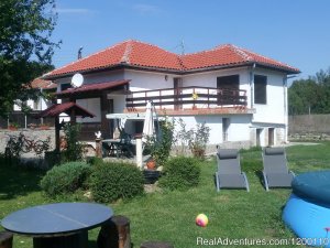 Three bedroom house with garden nr Veliko Tarnovo | Veliko Tarnovo, Bulgaria Vacation Rentals | Pravets, Bulgaria Vacation Rentals