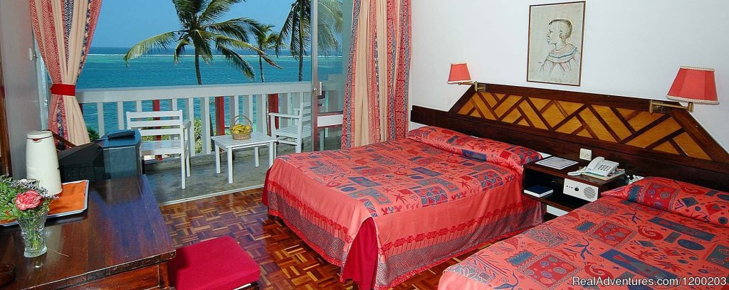 Mombasa Beach Hotel | Welcome to East Africa - Land of  Beauty: | Nairobi, Kenya | Wildlife & Safari Tours | Image #1/26 | 