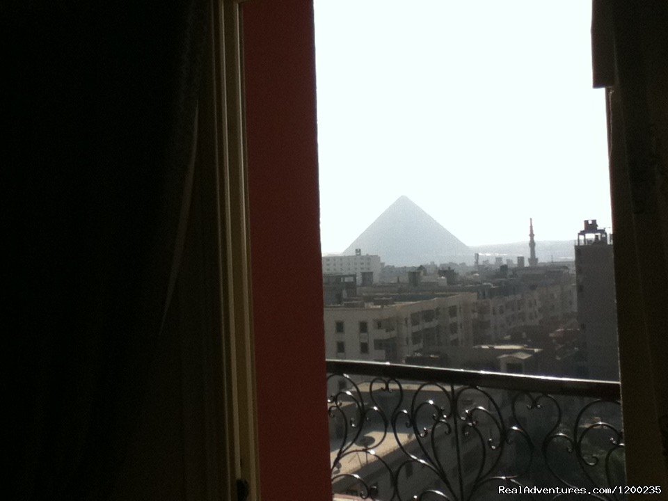 Balcony Panaramic Pyramid View | Image #4/21 | 