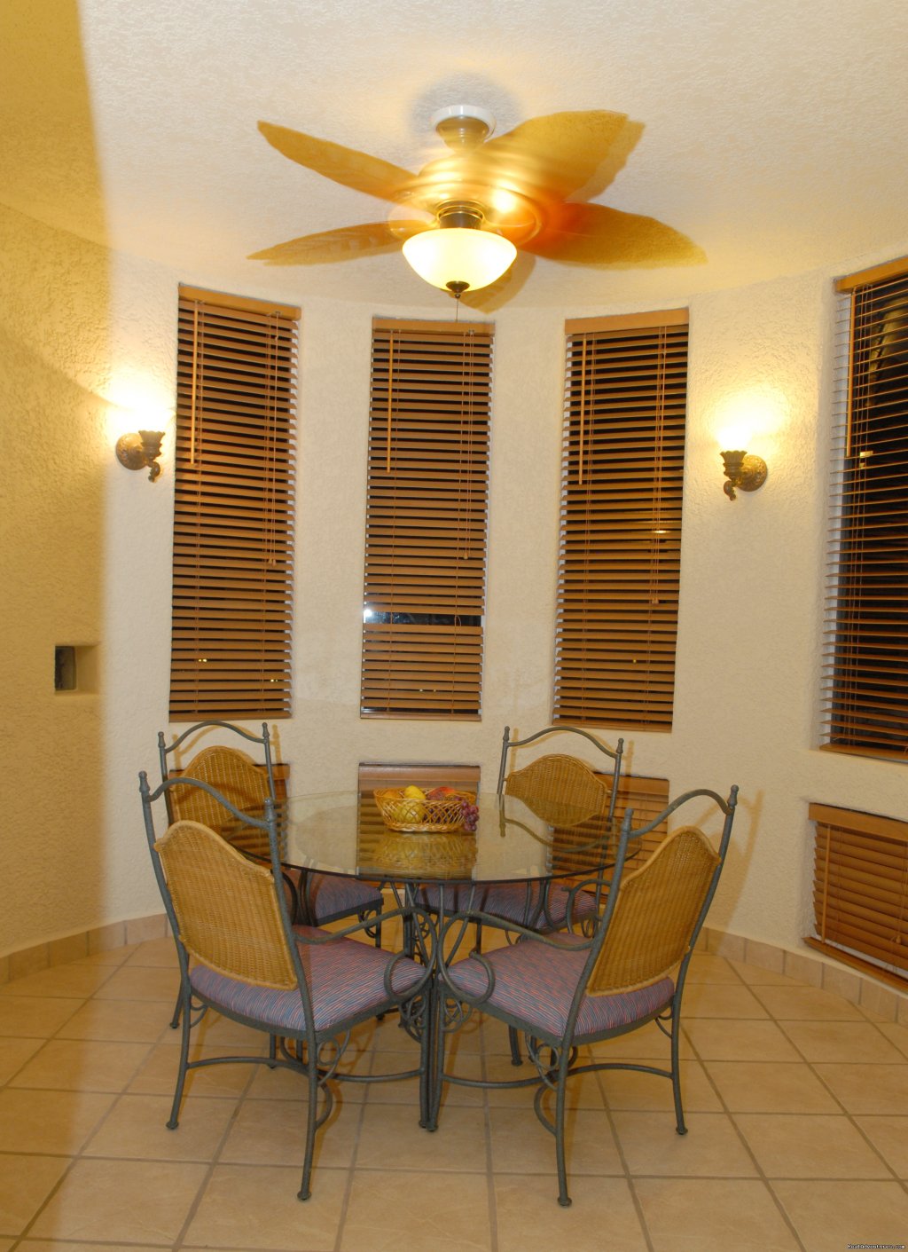 Condominium dinning room set |  Look out over paradise at the Mayan Princess! | Image #3/23 | 