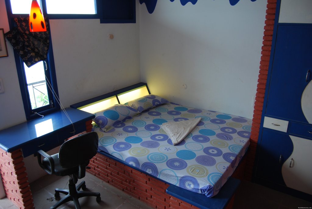 Nice bedroom | Rahul guest house & hotels | varanasi, India | Bed & Breakfasts | Image #1/6 | 