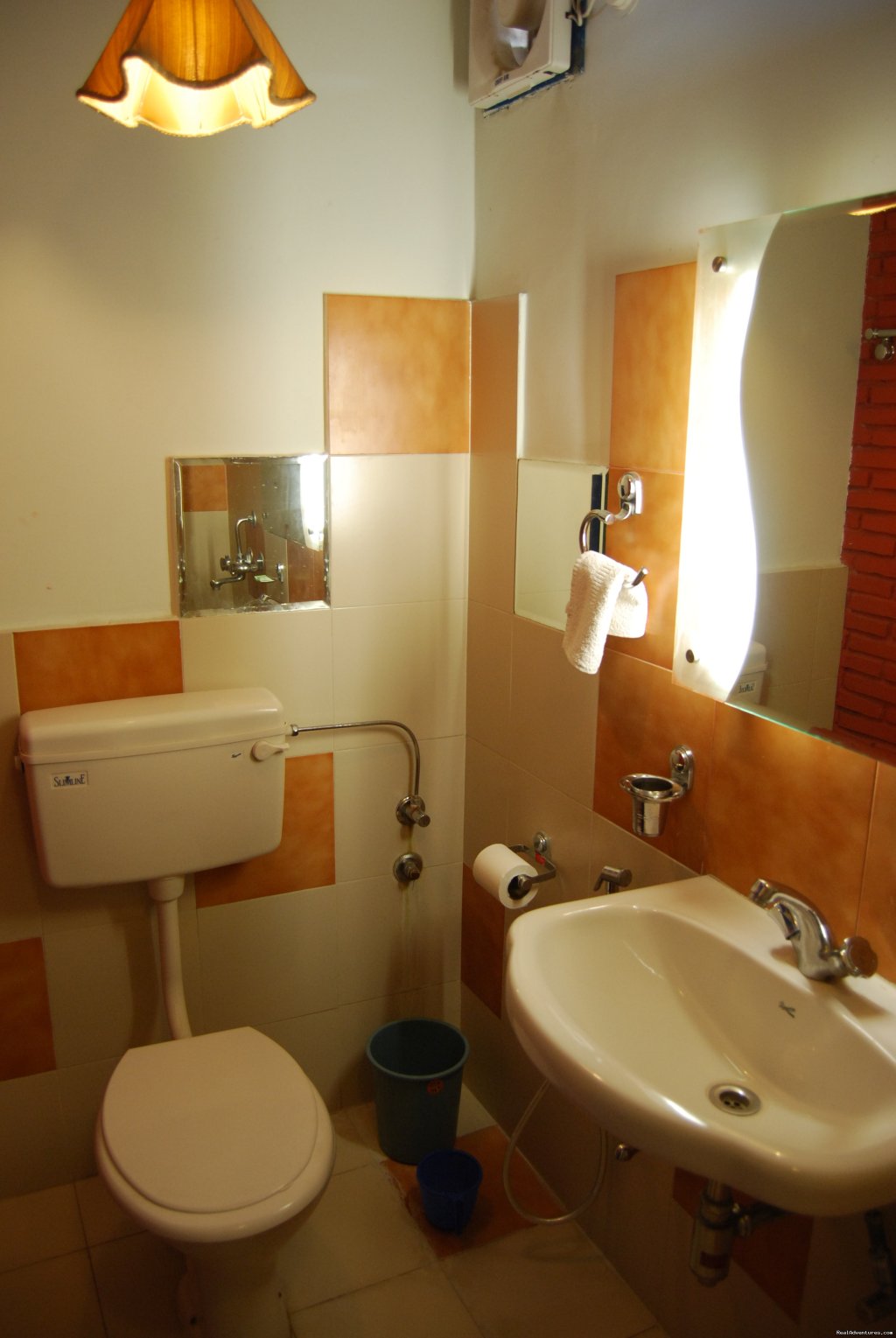 Bathroom | Rahul guest house & hotels | Image #6/6 | 