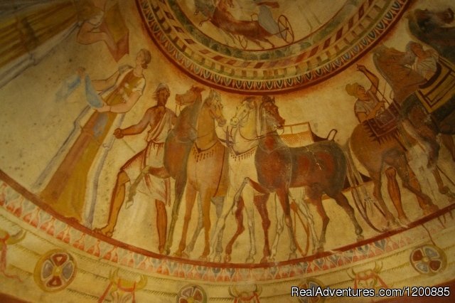 Kazanlak Thracian tomb | Exclusive Bulgaria round tour | Image #4/9 | 