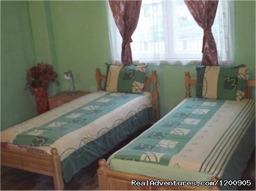 English guest house twin room | The English guest house, Ruse, Bulgaria. | Ruse, Bulgaria | Youth Hostels | Image #1/4 | 