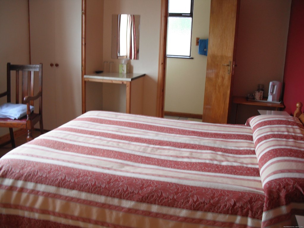 Cnoc Breac B & B ensuite bedroom | Cnoc Breac.Cleggan, Connemara, Ireland | Image #2/6 | 