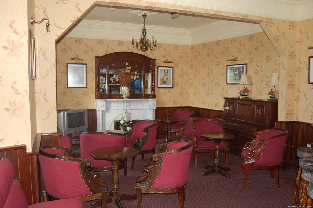 Cosy little Bar on the Ground Floor | Aran View House Hotel & Restaurant | Image #10/11 | 