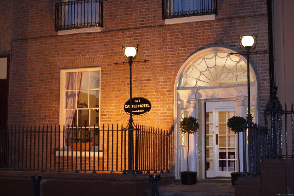 Exterior Castle Hotel | Castle Hotel | Dublin, Ireland | Hotels & Resorts | Image #1/9 | 