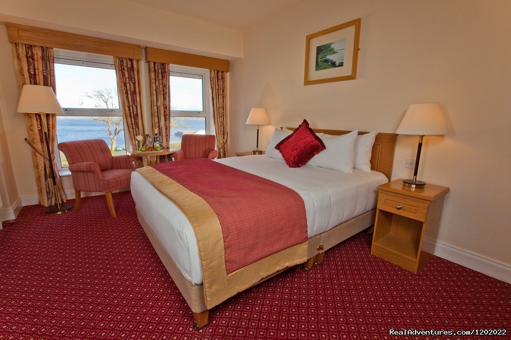Standard Lake View Room | Hodson Bay Hotel | Athlone, Ireland | Hotels & Resorts | Image #1/14 | 