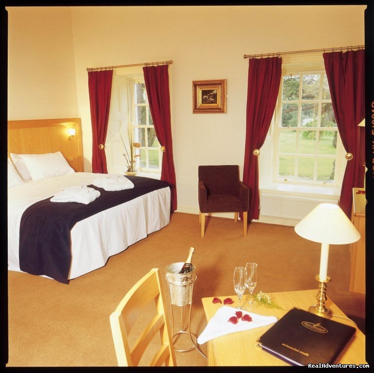 Roganstown Bedroom | Roganstown Hotel & Country Club | Image #5/8 | 