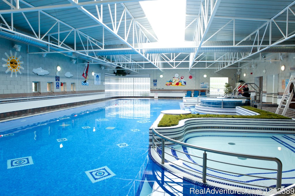 Swimming Pool at Hotel Westport | Hotel Westport Leisrue - Spa - Conference | Image #16/24 | 