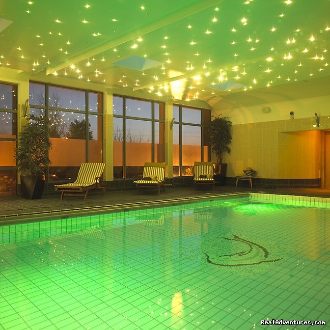 Swimming pool | Romantic Spa Retreats with Radisson Blu | Image #10/16 | 