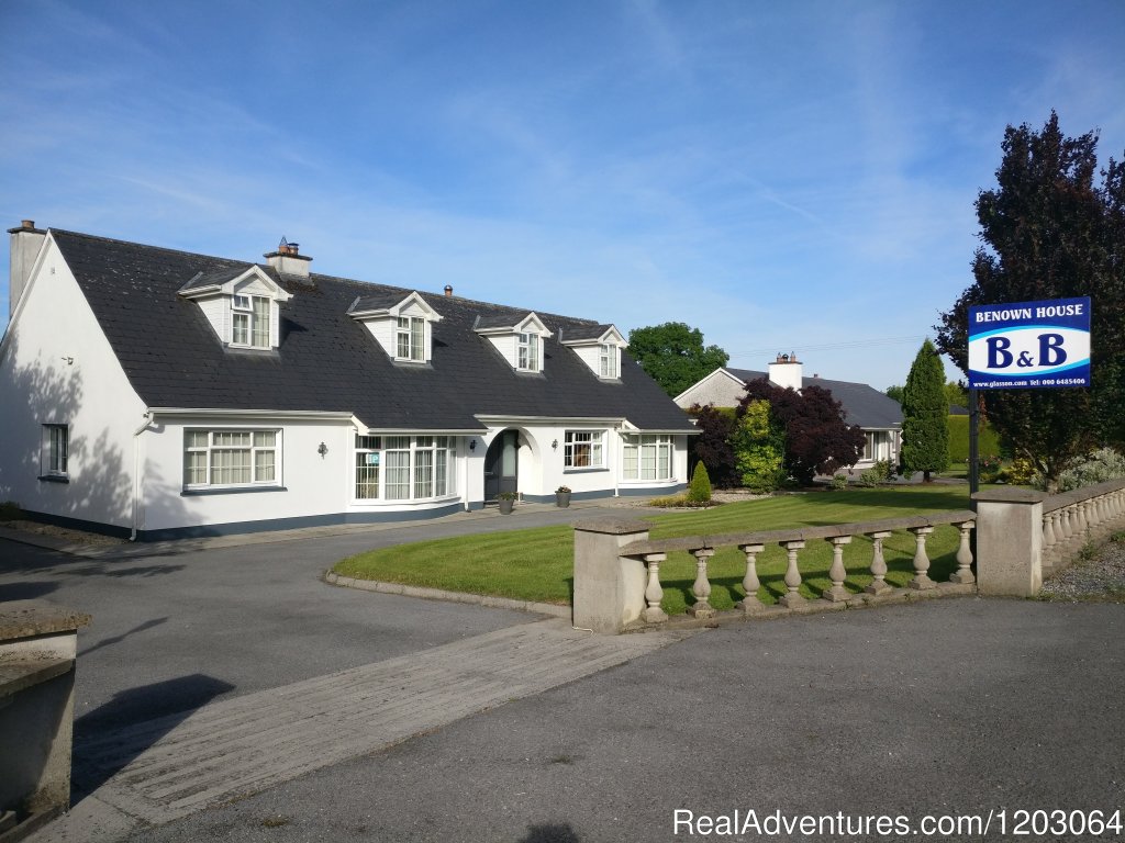 Benown House B&B | Benown House | Athlone, Ireland | Bed & Breakfasts | Image #1/4 | 
