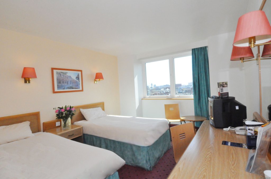 Ibis London Earl's Court | Image #5/8 | 