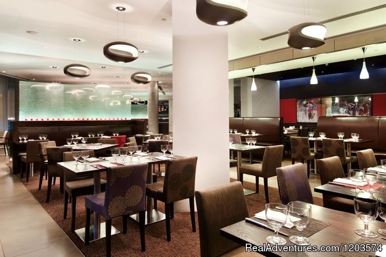 The Larder Restaurant | Hilton London Tower Bridge | Image #3/7 | 