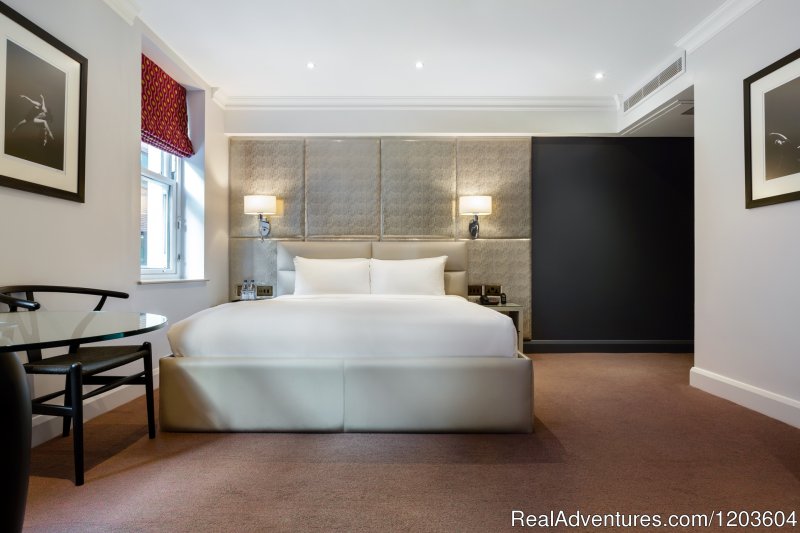 Deluxe Room | Radisson Edwardian Mountbatten | Image #15/22 | 