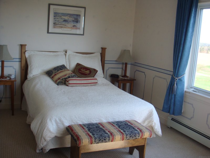 Queen Suite | Relax at Firedance Country Inn Bed & Breakfast | Image #4/6 | 